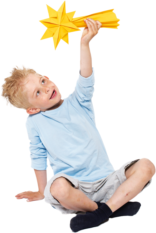 Ein Kindergarten-Junge mit Stern